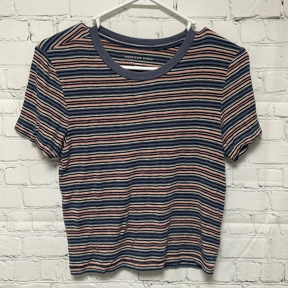American eagle T-shirt